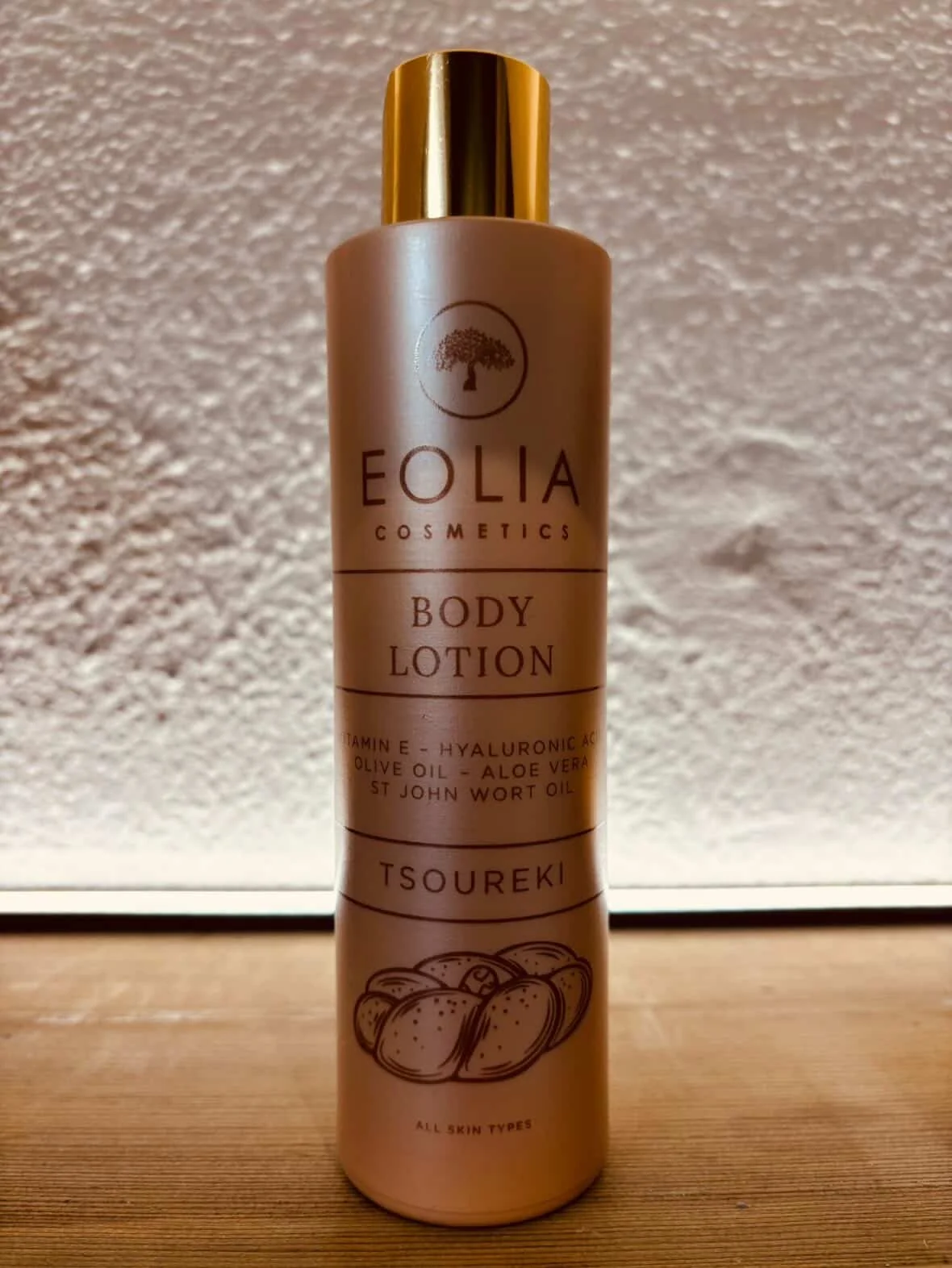 ΛΟΣΙΟΝ ΤΣΟΥΡΕΚΙ Body lotion τσουρέκι 250 ml - Image 1